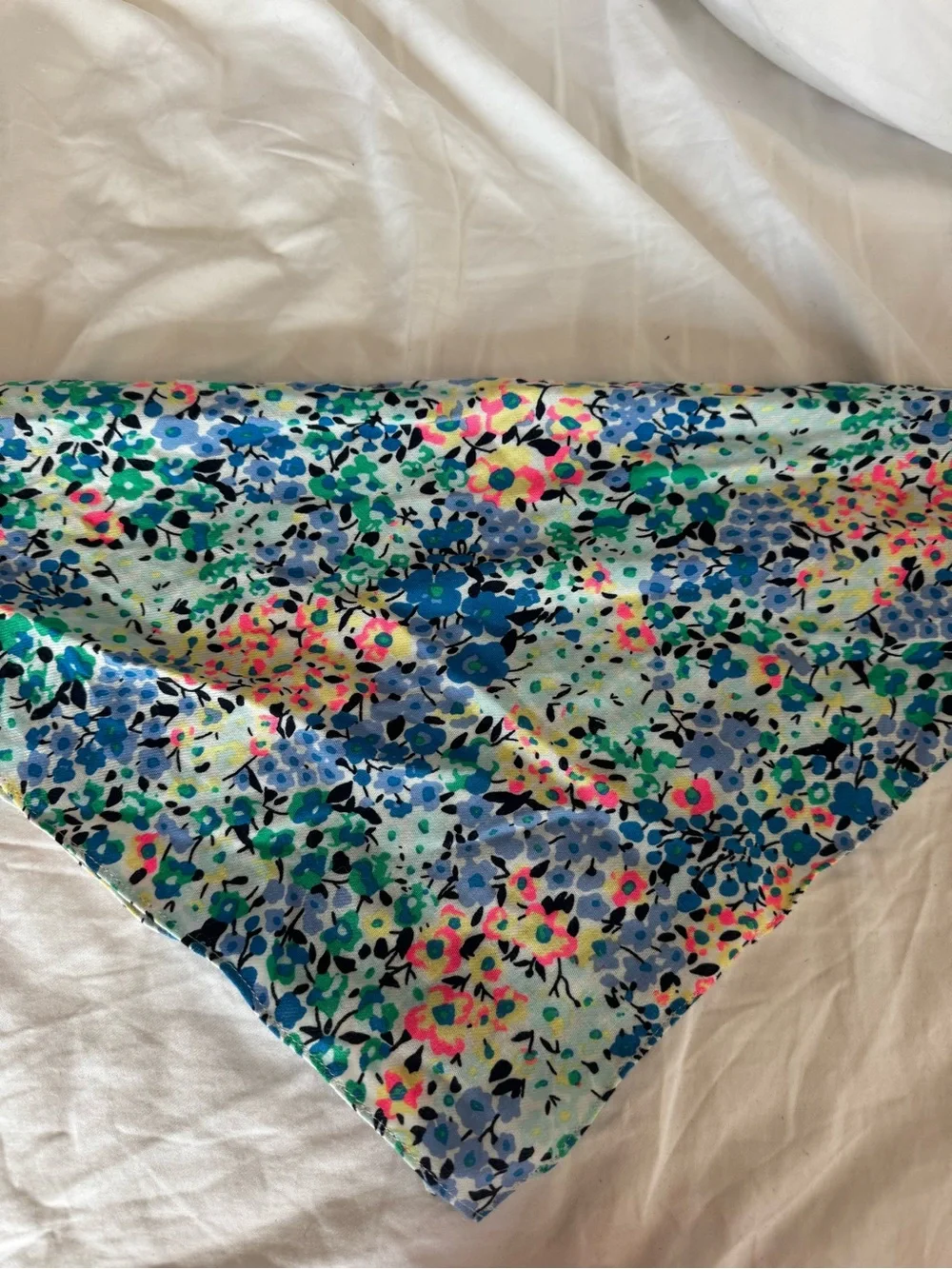 NWOT J. Crew Crewmutts Floral Dog Bandana - 17” square